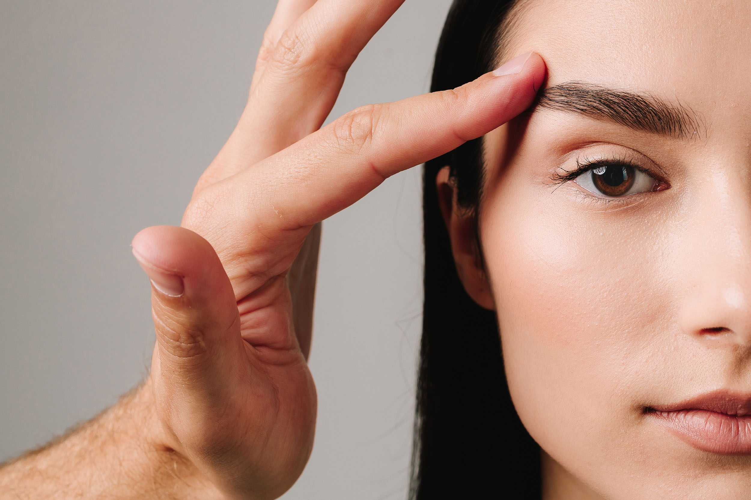 Image of a women representing upper eyelid procedures